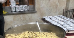 Akkoç Köy Derneği Lokmasın Vatandaşla Paylaştı