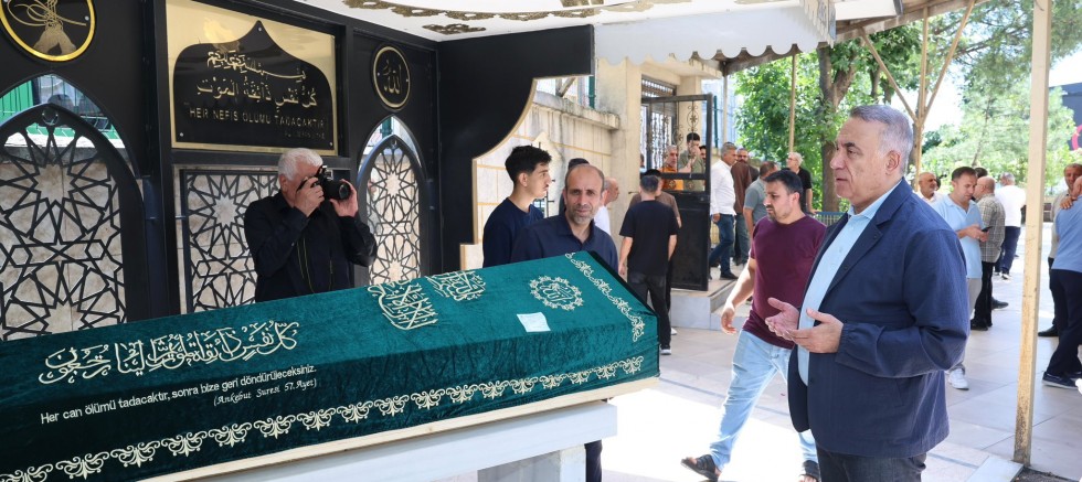 Abdurrahman Dursun, Gazeteci İbrahim Halil Uçar'ın Cenaze Törenine Katıldı