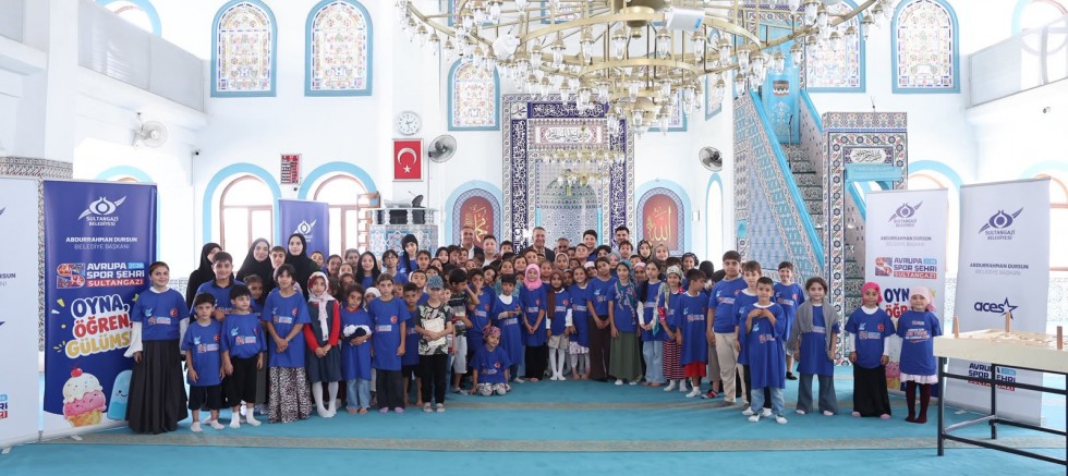 Abdurrahman Dursun, İsmetpaşa'da Yaz Kur'an Kursu Öğrencileriyle Buluştu