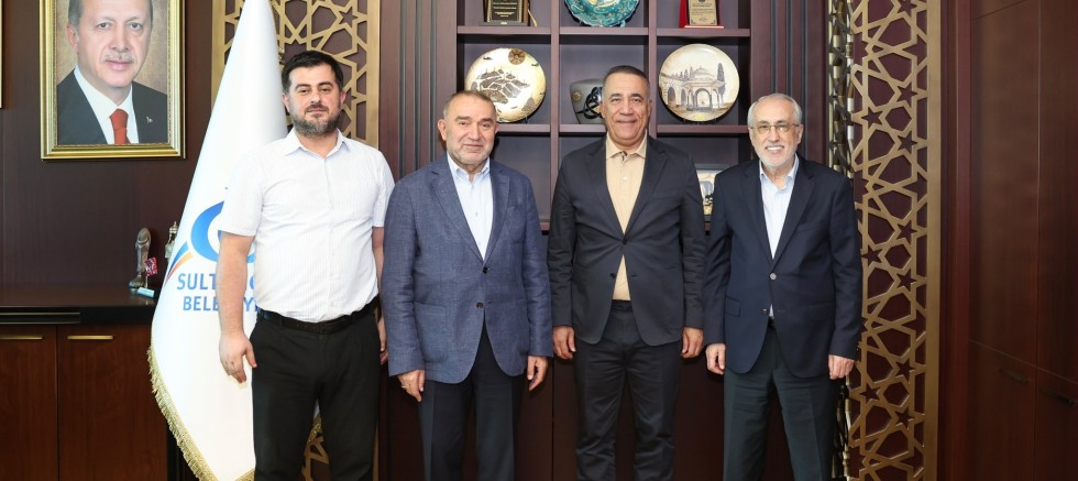 Abdurrahman Dursun, İsrafil Kışla ve Yusuf Tülün'ü Sultangazi'de Ağırladı