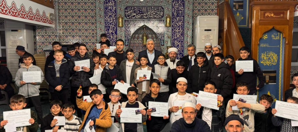 Ahmet Salmış: İnancına Bağlı Nesil İçin Hep Birlikte Çalışacağız