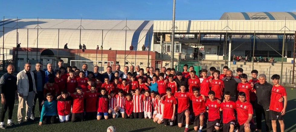 AK Parti Heyetinden Zara Ekinli Spor Kulübü’ne Ziyaret