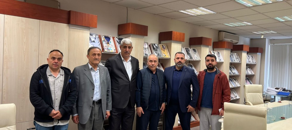 AK Parti Sultangazi Heyeti İsmetpaşa’da Sahaya İndi