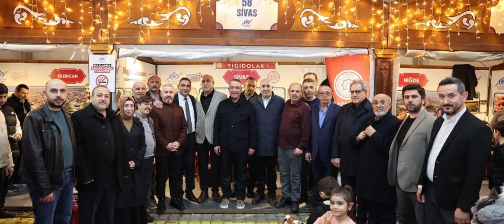 AK Parti Sultangazi İlçe Başkanı İmdat Kamacı, Ramazan Etkinliklerinde Vatandaşlarla Buluştu