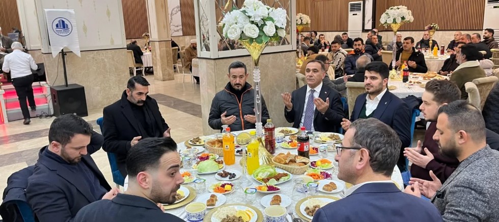 AK Parti Sultangazi İlçe  Vefa Group ve Özgür İnşaat Group’un İftar Programına Katıldı