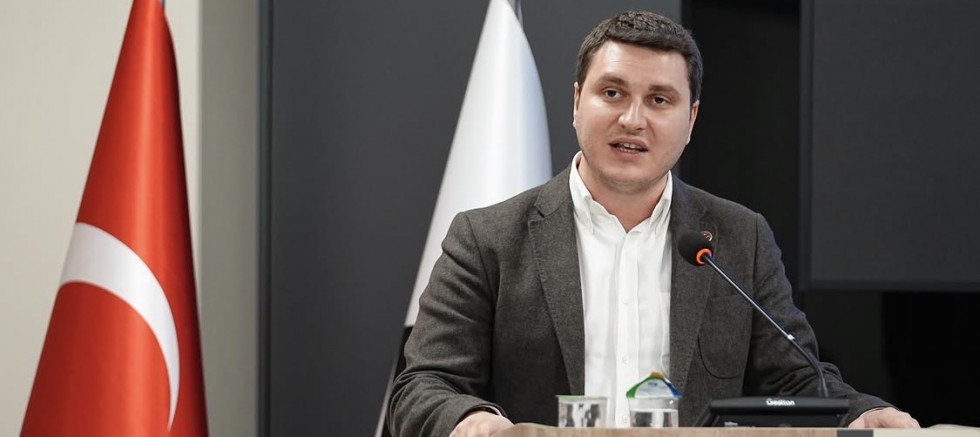 Ataman Doğa Kıroğlu, CHP Beşiktaş Grup Başkanvekilliği Görevinden Ayrıldığını Duyurdu