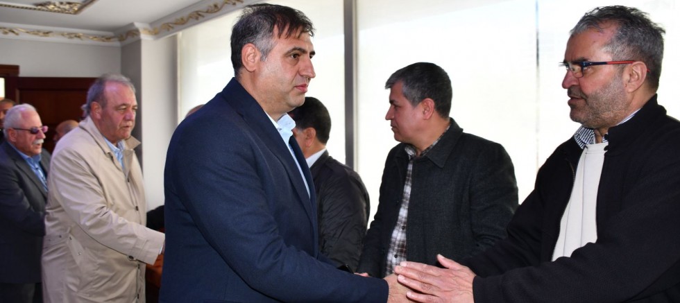 Av. Ali Acar ve Anadolu Konfederasyonu Üyeleri, Adıyaman Vakfı'ndaki Taziye Programlarında Acıya Ortak Oldu