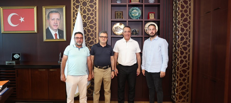 Başkan Abdurrahman Dursun, Farklı Kurum ve STK Temsilcilerini Sultangazi'de Ağırladı