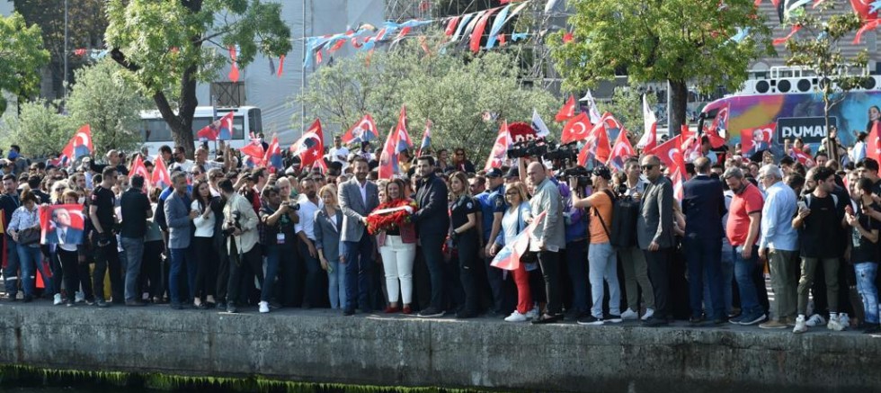 Bağımsızlık Ateşi Beşiktaş’tan Yandı: '' Bağımsızlık İçin İlk Adım Yürüyüşü”