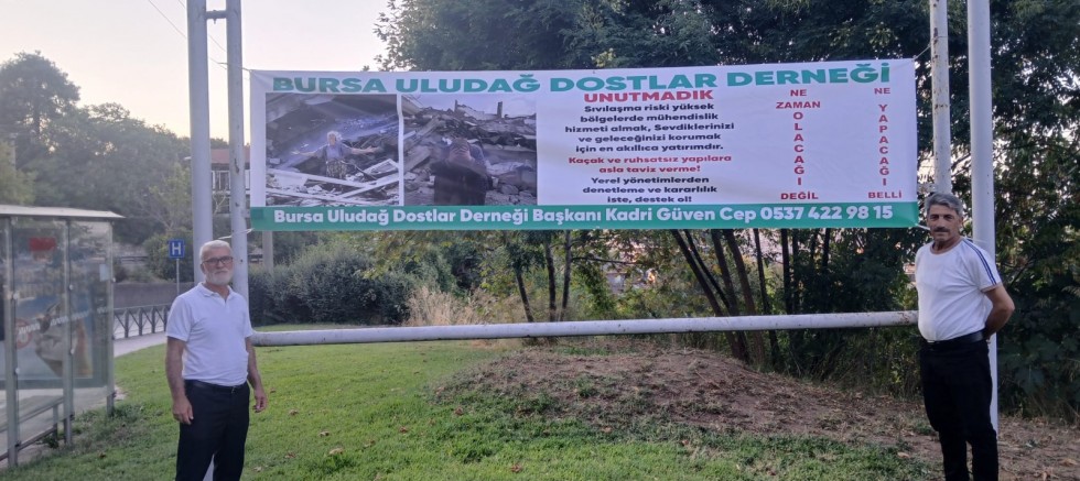Bursa’da Deprem Gerçeğine Karşı “UNUTMADIK” Çağrısı: Kadri Güven’den Yapı Güvenliği ve Kentsel Dönüşüm Uyarısı