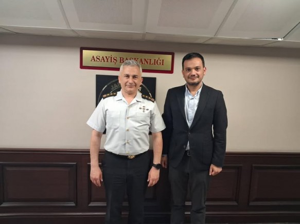  Cemal Demir, Albay Alper Demir’i Ziyaret Etti