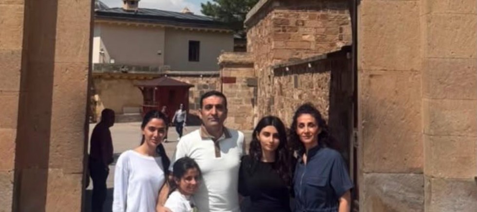 Cezaevinden Çıkan Beyoğlu Belediye Başkanı İnan Güney İlk Ziyaretini Hacı Bektaş Veli Türbesi'ne Yaptı