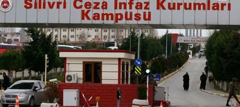 Ekrem İmamoğlu ve Resul Emre Şahan'dan Silivri'den ilk mesaj: 