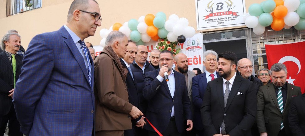 Erzincan Konfederasyonu Genel Başkanı Erdal Nas, Çayırlı Başköy Derneği Açılışına Katıldı