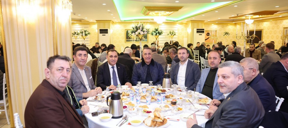 Erzurum İspir Leylek Köyü Derneği’nden Geleneksel İftar Programı