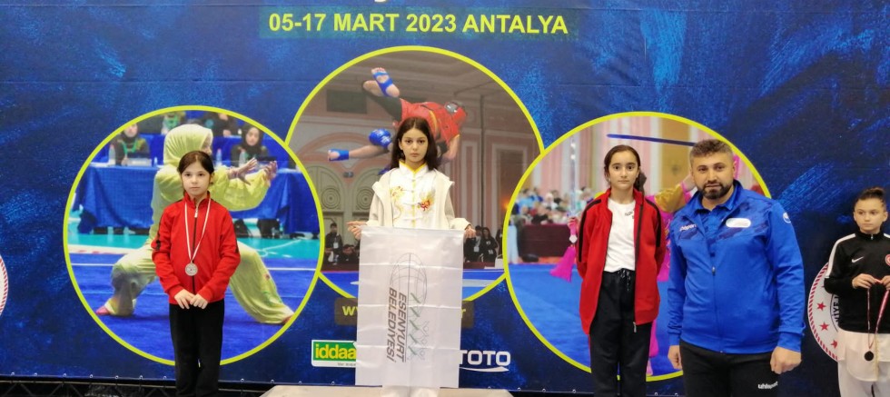Esenyurtlu sporcular başarıya doymuyor