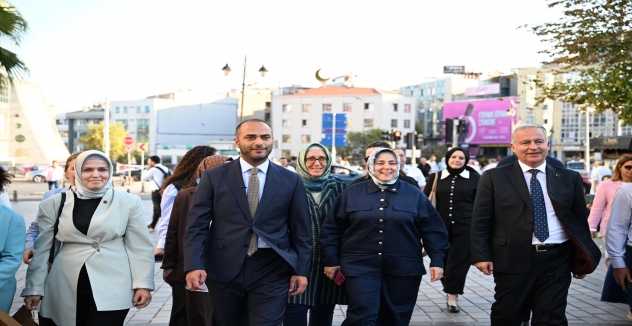 Gaziosmanpaşa Belediye Başkan Vekili Eray Karadeniz'den AK Noktası’na Ziyaret