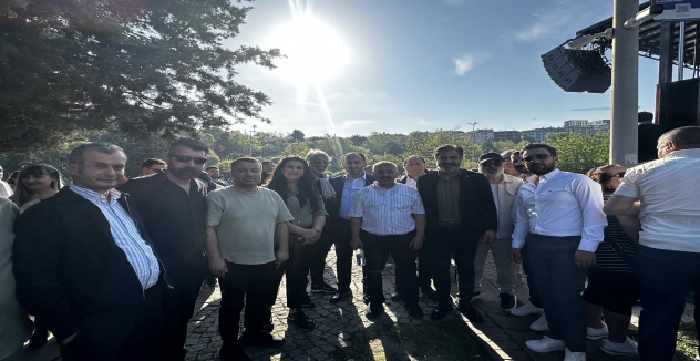 Ümit Doğan’ın Düzenlediği Anneler Günü Etkinliğine 10 Bin Kişi Katıldı