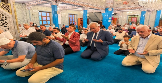 AK Parti Gaziosmanpaşa’da 25. Yıl İçin Mevlid ve Dua Programı