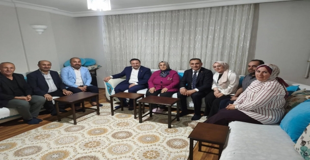 AK Parti Sultangazi İlçe Başkanı İmdat Kamacı’dan Anlamlı Hane Ziyareti