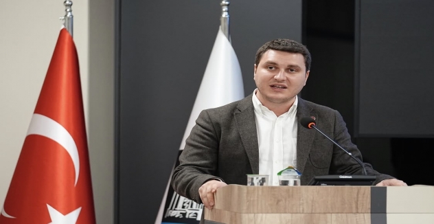 Ataman Doğa Kıroğlu, CHP Beşiktaş Grup Başkanvekilliği Görevinden Ayrıldığını Duyurdu