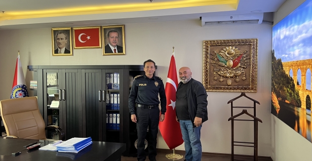 Bülent Çavuş’tan Arınç Çevik’e Hayırlı Olsun Ziyareti