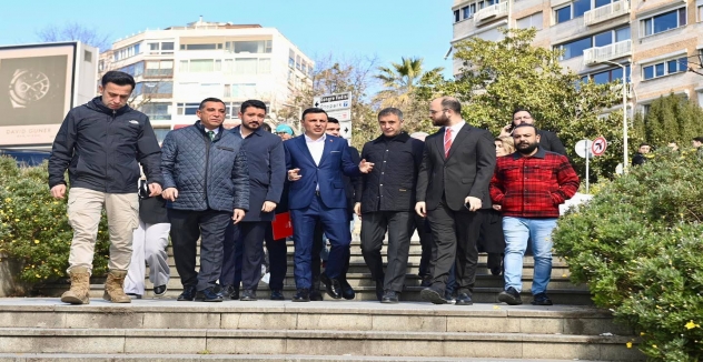 CHP Beşiktaş İlçe Başkanlığı’ndan Mazlumlara Destek: Maçka Demokrasi Parkı’nda Çelenk Bırakıldı