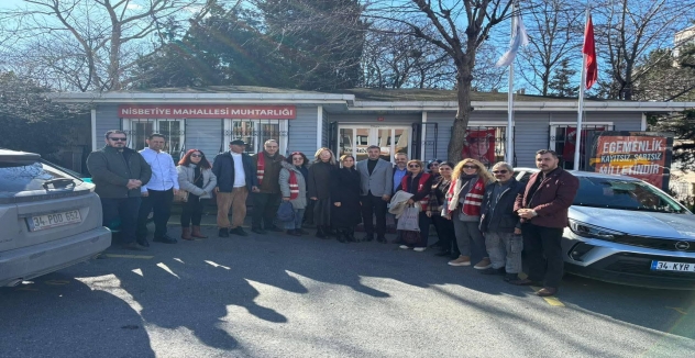 CHP Beşiktaş’tan Nisbetiye Mahallesi’ne Ziyaret: “Gerçekleri Bilmeye Hakkınız Var” Broşürü Dağıtıldı