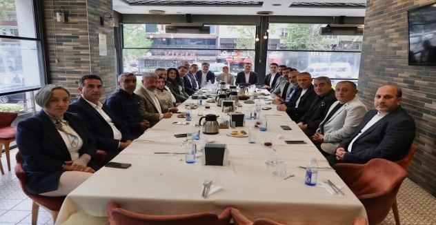 Özgür Çelik’in Katılımıyla Sultangazi’de Demokrasi Mesajı