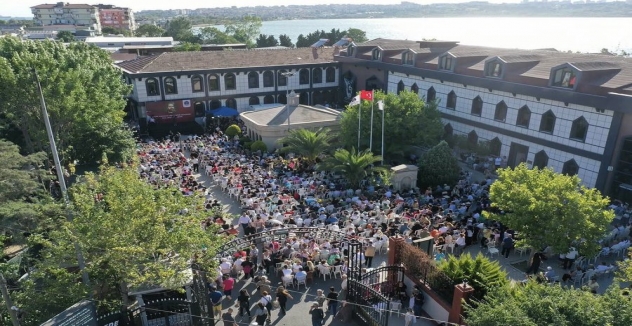 Garip Dede Dergahı Vakfı'ndan : 
