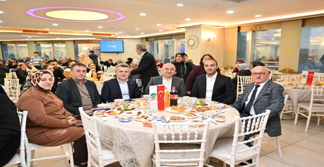 Gaziosmanpaşa Belediye Başkan Vekili Eray Karadeniz Kastamonu Daday Derneği İftarında