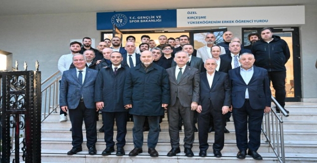 Gaziosmanpaşa’dan Öğrenci Yurduna Anlamlı Ziyaret