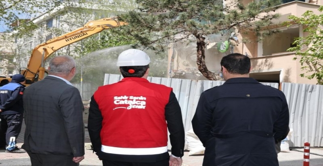 KENTSEL DÖNÜŞÜM ÇALIŞMALARI HIZLA DEVAM EDİYOR