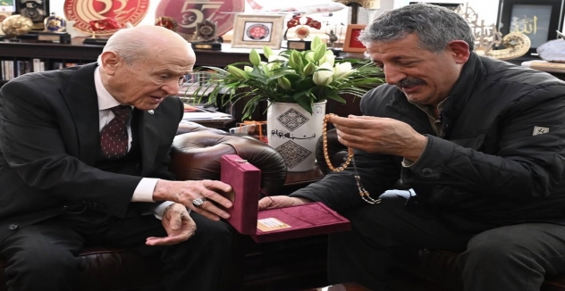 Kürt Yönetmen Gani Şavata, MHP Lideri Bahçeli ile Görüştü