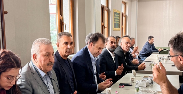 Serdar Yılmaz ve İnan Akgün Alp’ten Mehmet Akkuş’un Ailesine Taziye Ziyareti