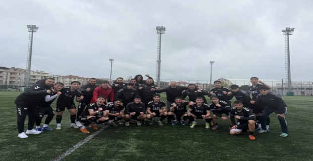 Seyit Ateş Spor Lisesi Futbol Takımından Tarihi Başarı: Türkiye Finallerine Yükseldi