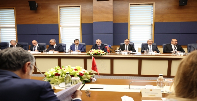 Süleyman Soylu, Arnavutluk Meclisi İçişleri ve Savunma Komitesi Başkanı Bledar Çuçi'yi TBMM'de Ağırladı