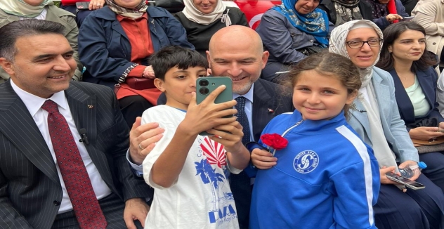 Süleyman Soylu Bayramı Vatandaşlarla Geçirdi