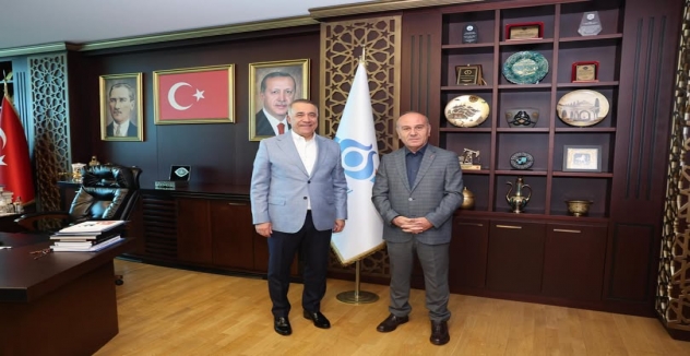 Sultangazi Belediye Başkanı Abdurrahman Dursun, Kaymakam Mahmut Kaşıkçı’yı Ağırladı