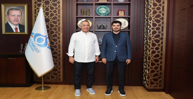 Sultangazi Belediye Başkanı Dursun, AK Parti Gençlik Kolları Yönetimini Ağırladı