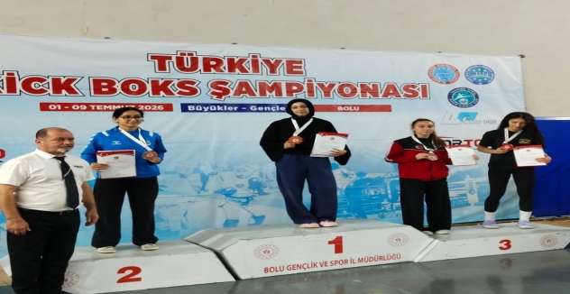 Sultangazi Belediyesi Spor Kulübü Kick Boks Şampiyonası'nda Madalyalarla Döndü
