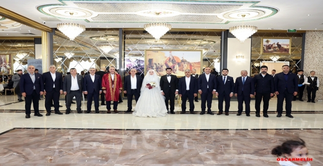 Sultangazi’de böyle düğün görülmedi Şeyhmus  ile Elif  Hayatlarını Birleştirdi