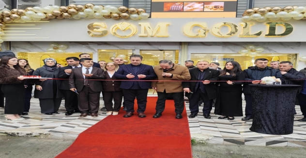 Sultangazi’de SOM GOLD Kuyumculuk Hizmete Açıldı