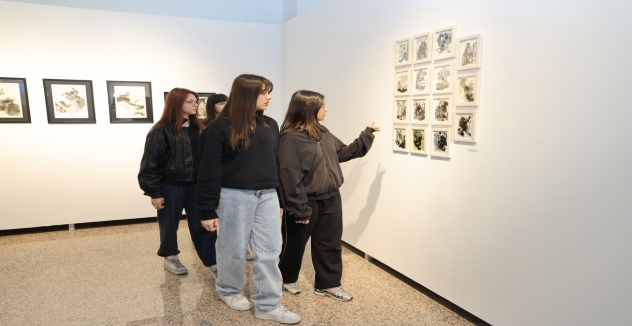 ‘VARLIĞIN ARAYÜZÜ’ SERGİSİ SEFAKÖY GALERİ KÜP’TE SANATSEVERLERİ BEKLİYOR