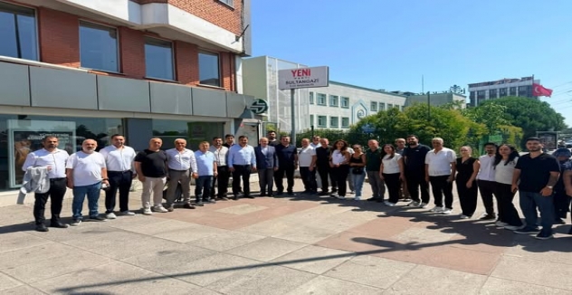 Yeni Parti İstanbul Milletvekili Namık Tan’dan Sultangazi İlçe Başkanlığı’na Ziyaret