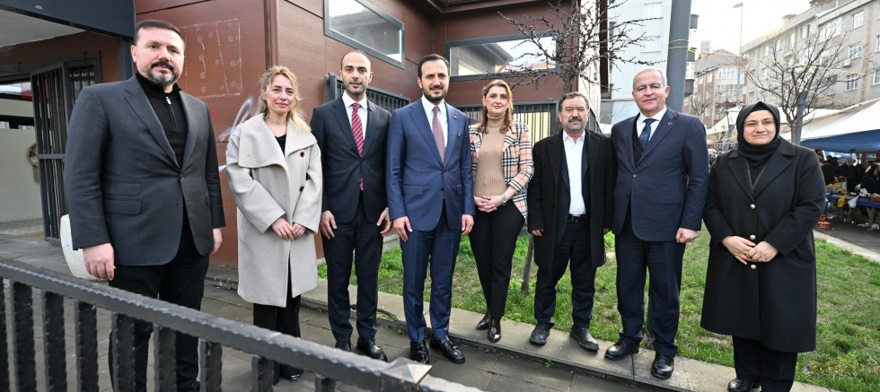 Gaziosmanpaşa Belediye Başkan Vekili Eray Karadeniz, Hürriyet Mahallesi Muhtarı Nalan Bahadır Çelik’i Ziyaret Etti