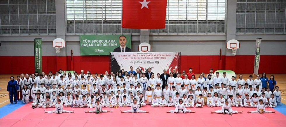 Gaziosmanpaşa Belediyesi Spor Kompleksi’nde Kuşak Terfi Töreni