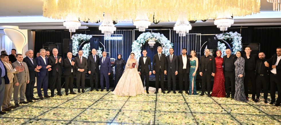 Gaziosmanpaşa’da Nikah Törenine Protokol Katılımı