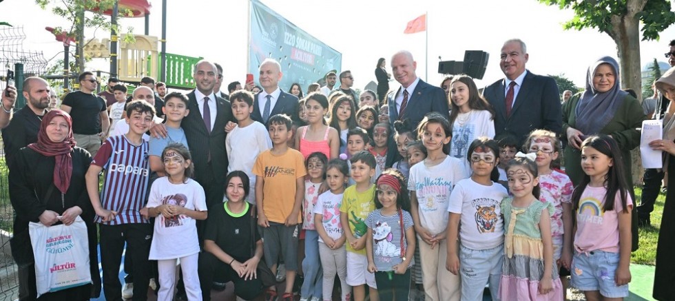 GAZİOSMANPAŞA’NIN “DÜNYA KUPASI” TEMALI PARKI HİZMETE AÇILDI