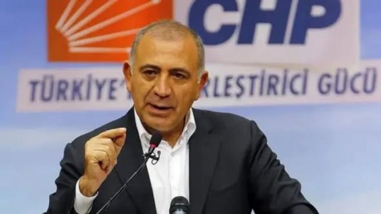 GÜRSEL TEKİN’DEN RAHMİ KOÇ’A TEPKİ